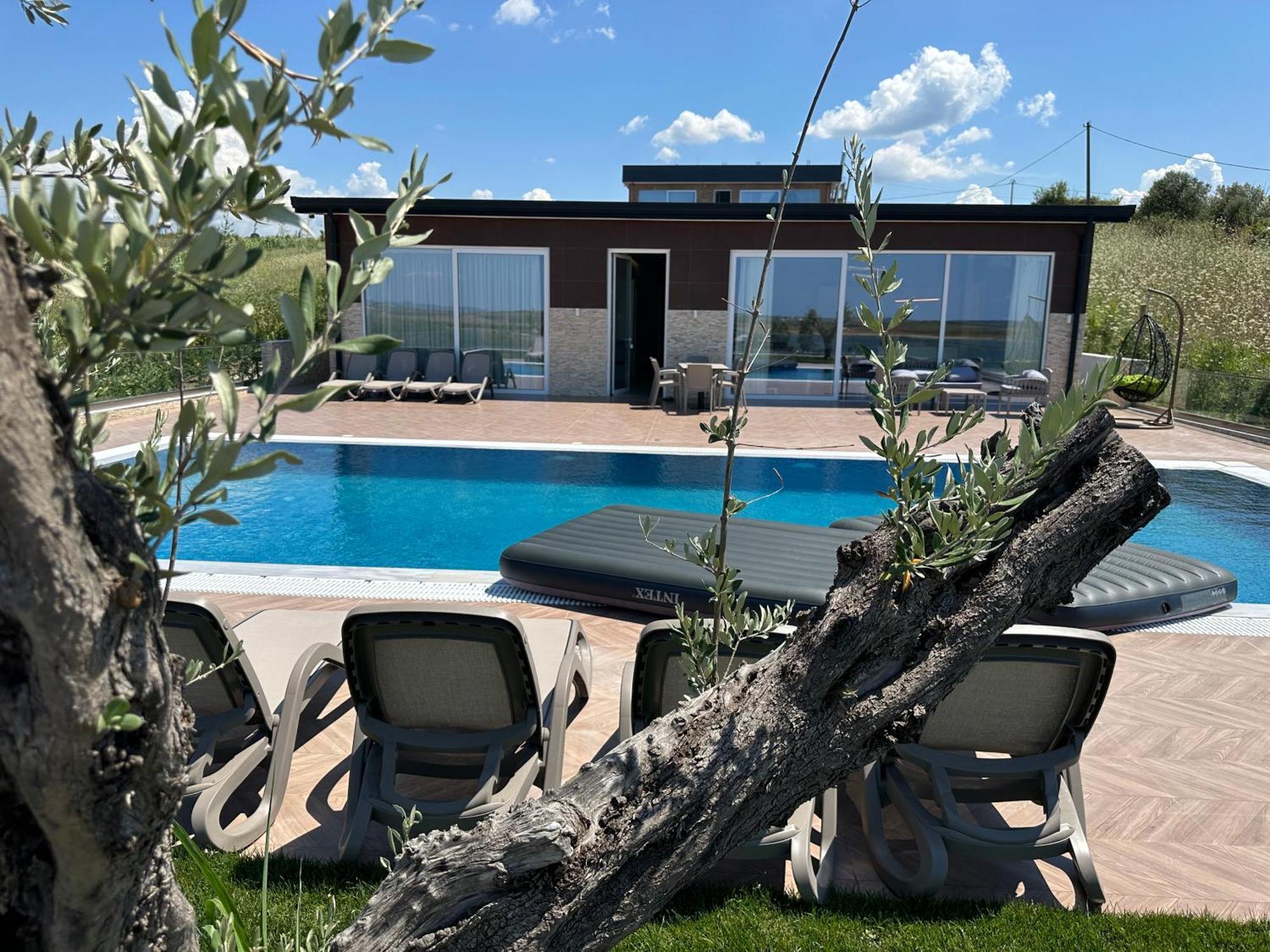Top Villas Durrës Eksteriør billede
