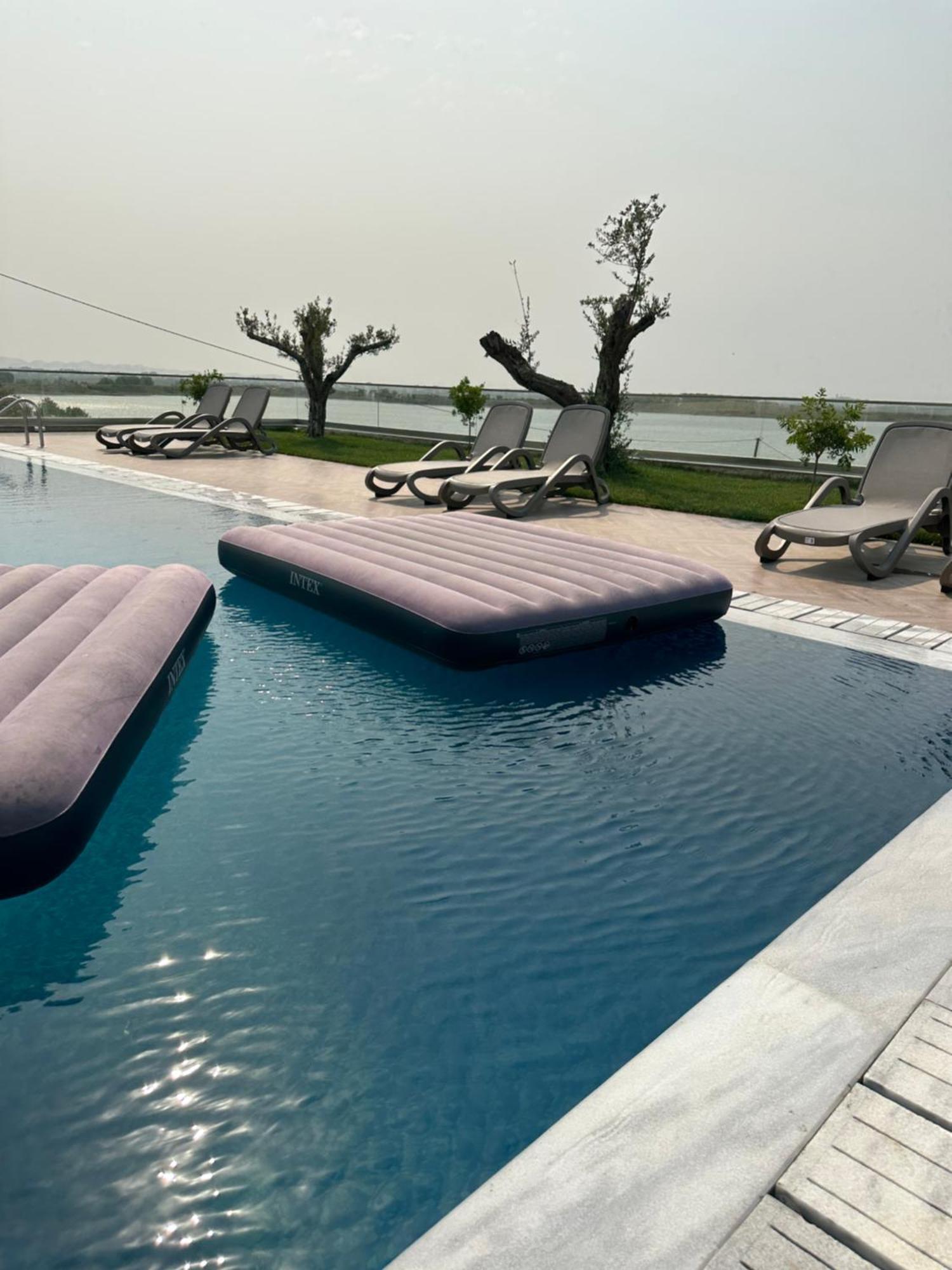 Top Villas Durrës Eksteriør billede
