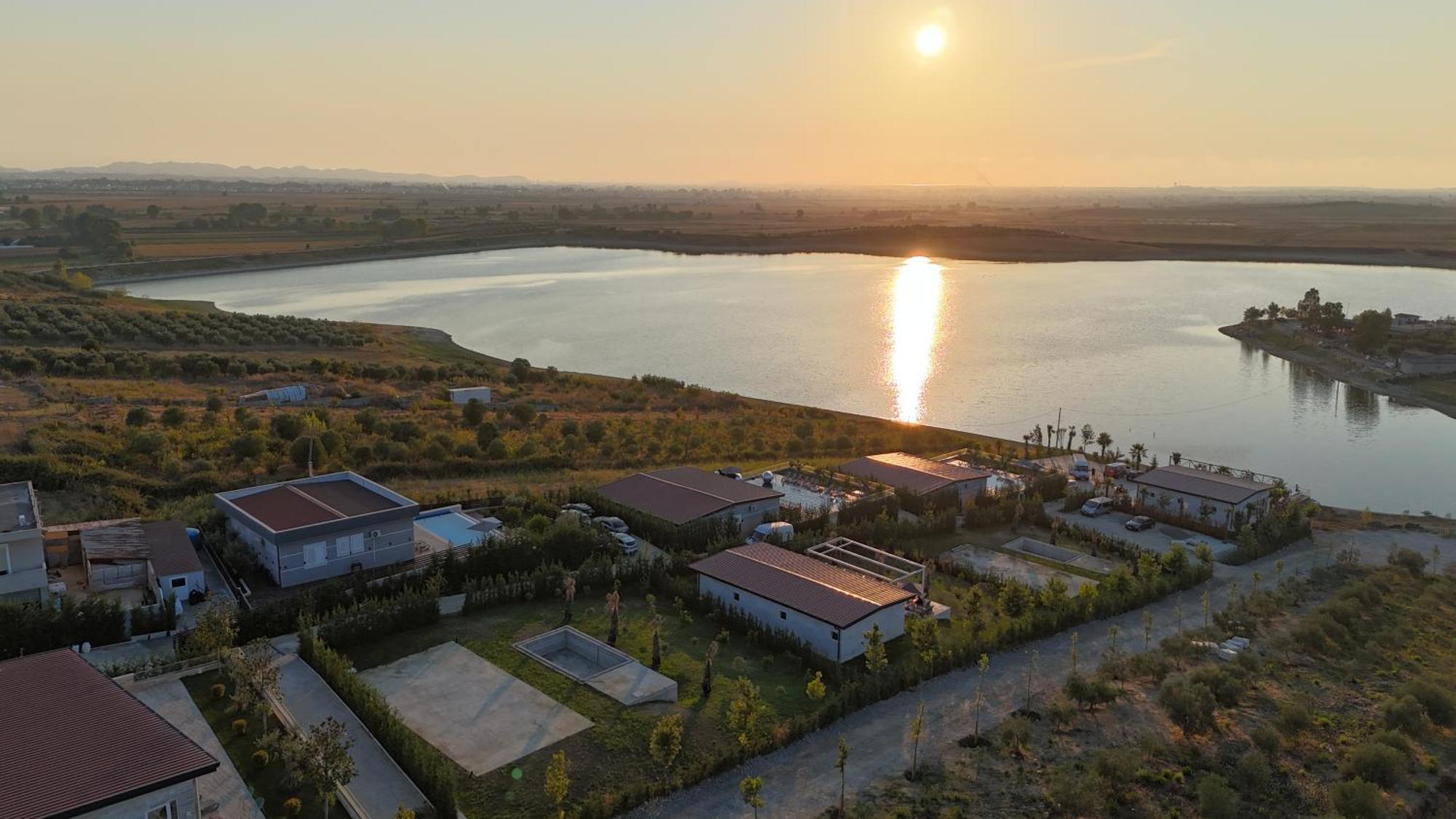 Top Villas Durrës Eksteriør billede